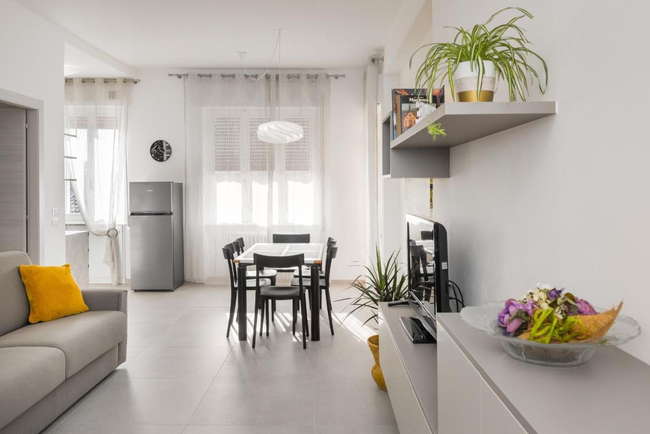 Civico40 Luminoso Appartamento Con Balconi E Garage Privato 베로나 외부 사진