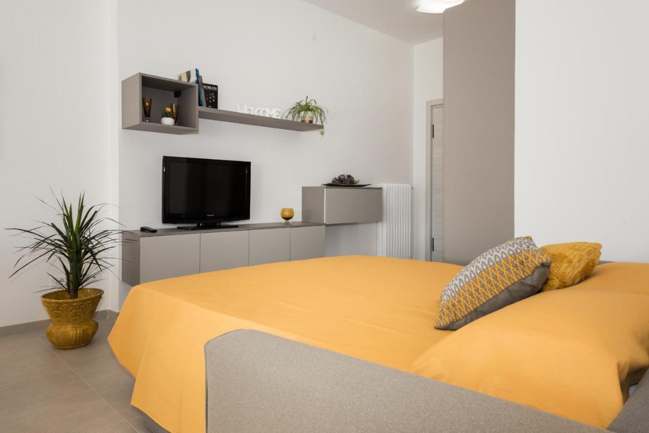 Civico40 Luminoso Appartamento Con Balconi E Garage Privato 베로나 외부 사진